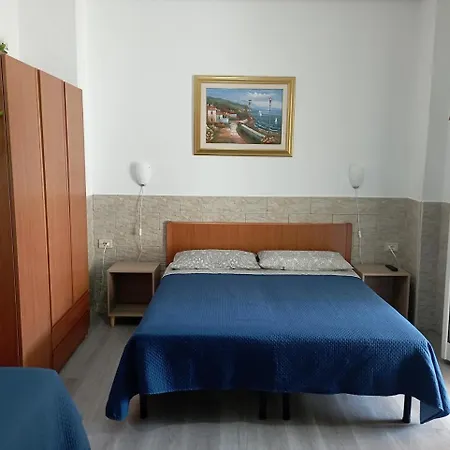 Hotel Ascoli 2*