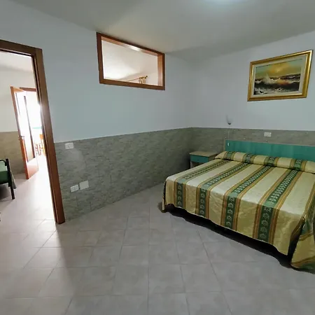 Hotel Ascoli 2*