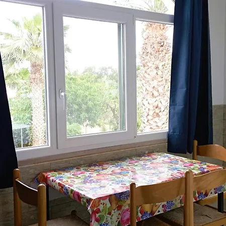 Szálloda Ascoli 2*