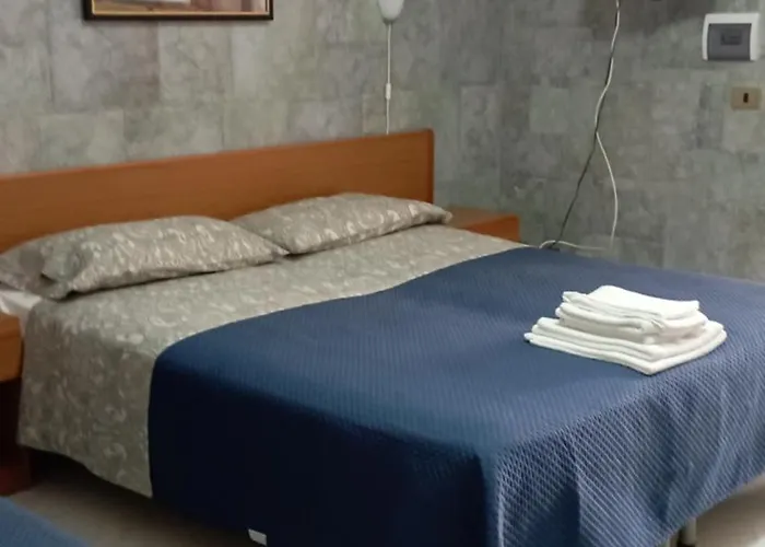 Hotel Ascoli 2*